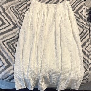 Uniqlo White Textured A-Line Skirt